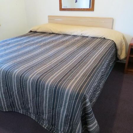 Madison Suites Motel พอร์ตแลนด์ ห้อง รูปภาพ