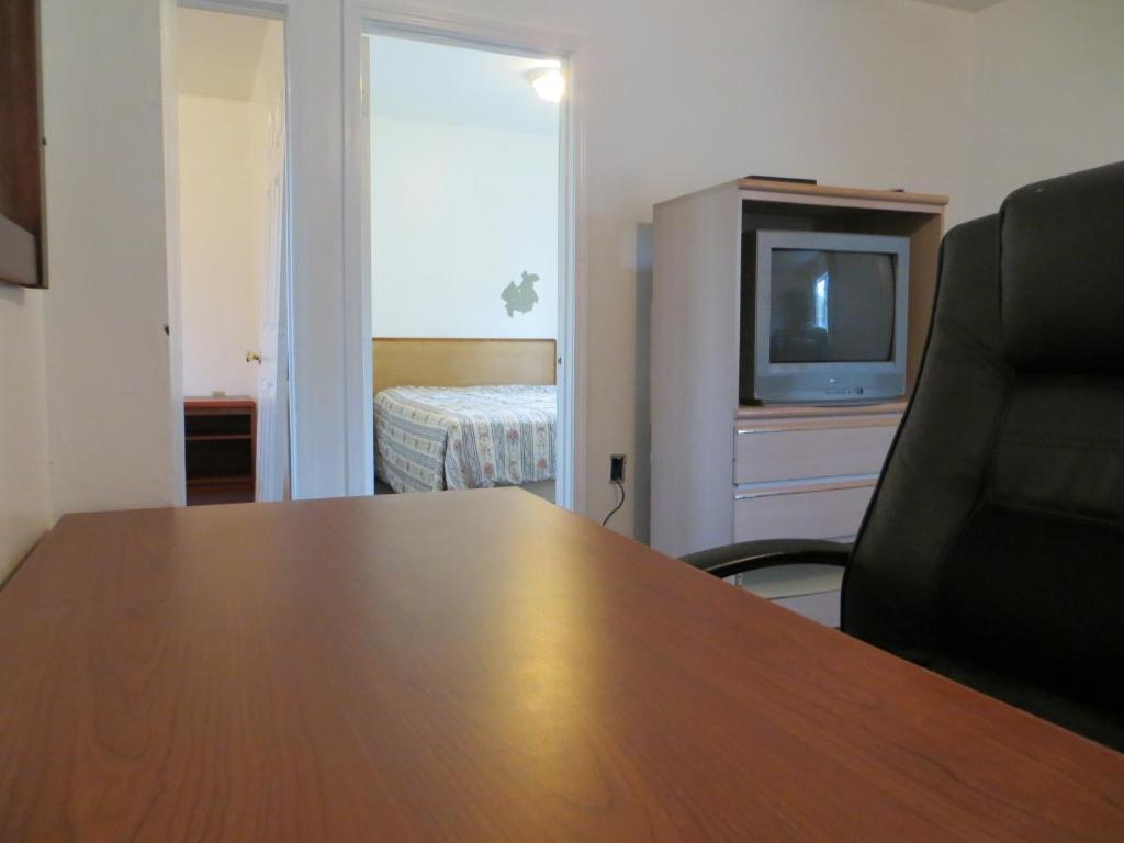 Madison Suites Motel พอร์ตแลนด์ ภายนอก รูปภาพ